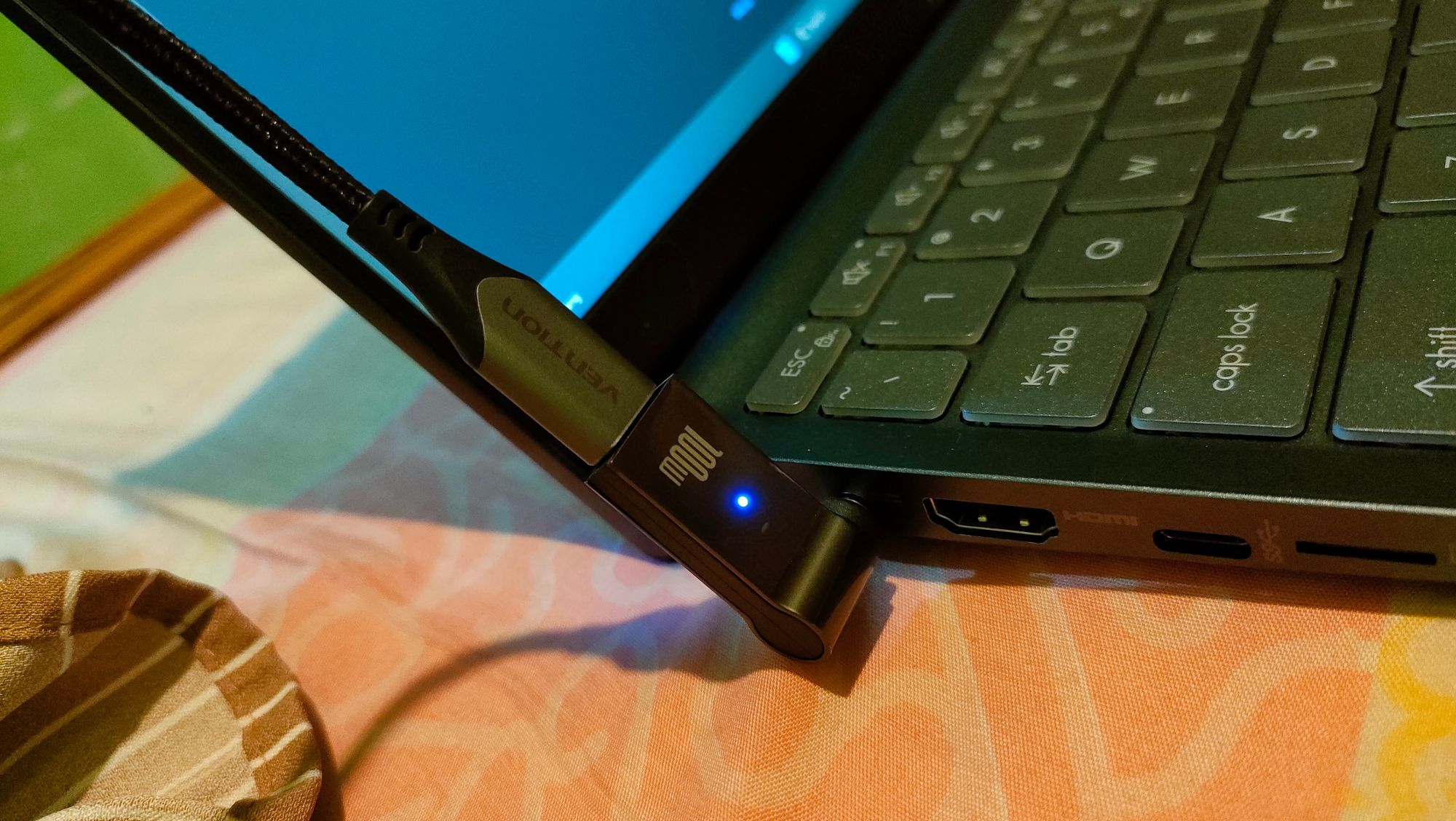 Alternatif Power Adaptor Laptop untuk Daya kurang dari 100 Watt