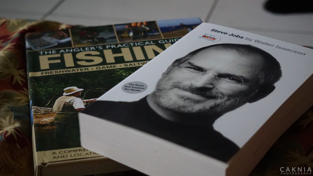 Biografi Steve Jobs dan Buku Memancing